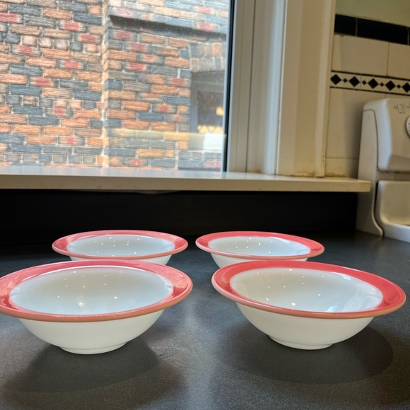 Set of 4 Vintage Pyrex Soup/Cereal Bowls in Flamingo Pink 🇨🇦 - Picture 2 of 13